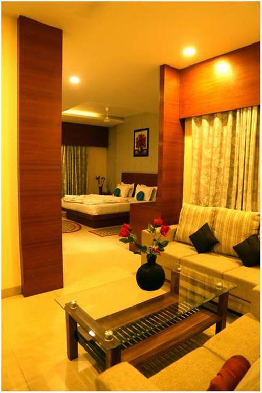 Hotel Shri Khedapati International Dewās Exteriér fotografie